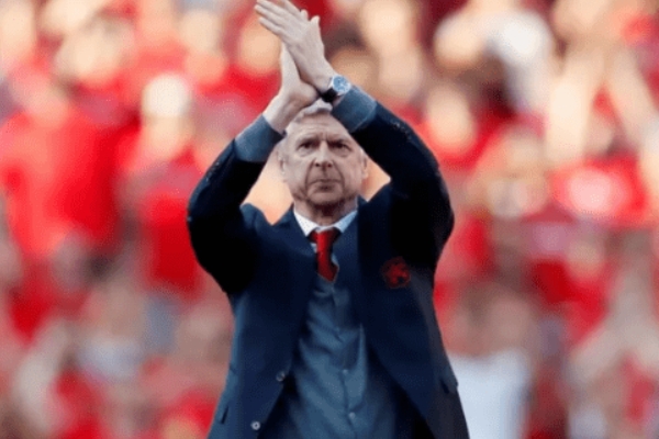 溫格去哪里執教了？