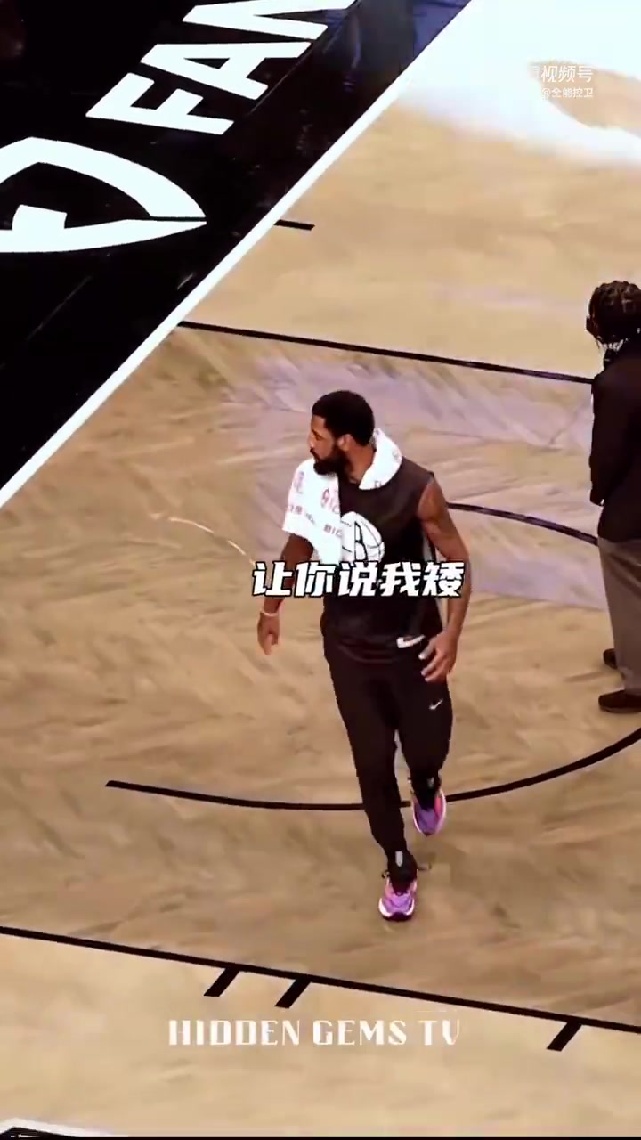 你不對勁！原來(lái)歐文一心想著(zhù)要隔扣杜蘭特，并將其撂倒在地