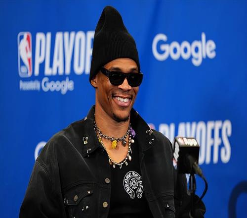 CBA球隊給威少的報價(jià)是國王的4倍這個(gè)消息顯然是一個(gè)假消息