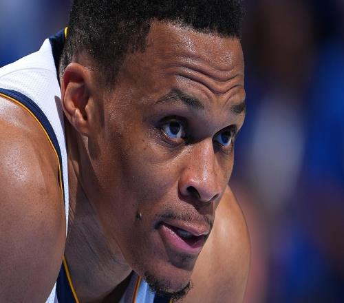 曝威少收到一支中國球隊的報價(jià)，從一細節看或是北京首鋼